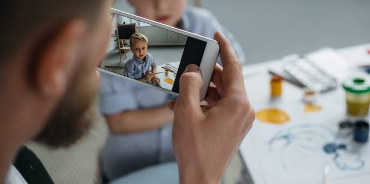 Impulsan un proyecto de ley para proteger la privacidad de los niños en redes sociales