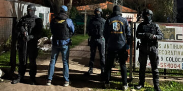 Procedimiento contra el narcomenudeo en San José: secuestran cocaína, dinero y detienen a una pareja en un allanamiento