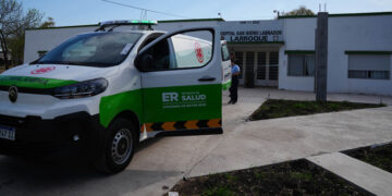 El gobierno entrerriano entregó ambulancias para fortalecer la atención de emergencias en la costa del Uruguay