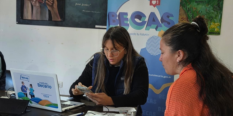 Inicia el cronograma de pagos de becas provinciales