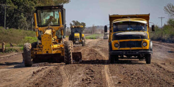 Trabajan en el mejorado de la Ruta Provincial Nº 13 en el departamento Nogoyá