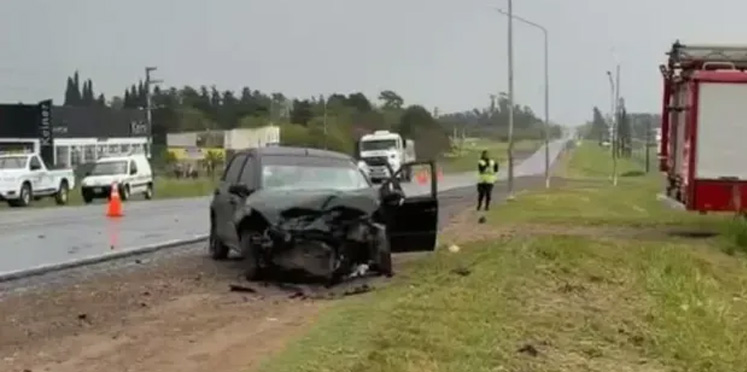 Tres heridos tras un choque entre dos automóviles en la ruta 12