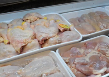 El consumo de pollo superó al de carne vacuna por primera vez en la historia argentina