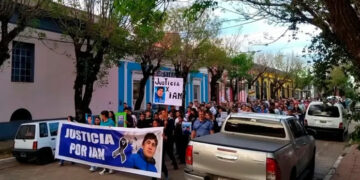 Marcharon en Colón para exigir justicia por joven muerto tras accidente