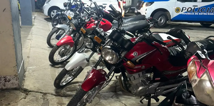 Tras la difusión de un video de picadas ilegales, realizaron allanamientos y secuestraron 16 motos