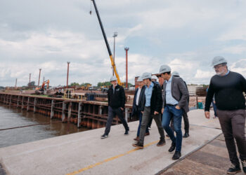 Frigerio entregó la adhesión al RINI a PTP Argentina, que invertirá 16 millones de dólares en el puerto de Ibicuy